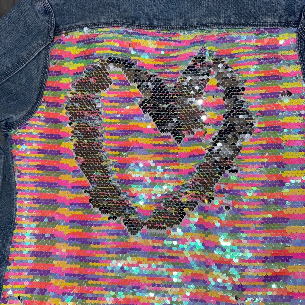 SALE💥Poured in Blue Reversible Sequin Denim Jacket – Girls M (8) – NWT - Picture 6 of 7